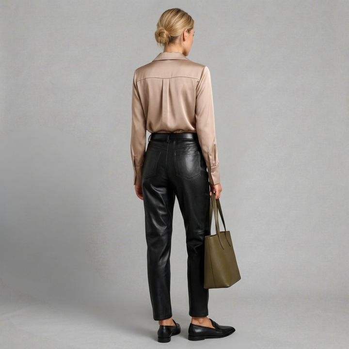Monika - Satynowa Bluzka Damska z Dekoltem Cowl Neck i Długim Rękawem