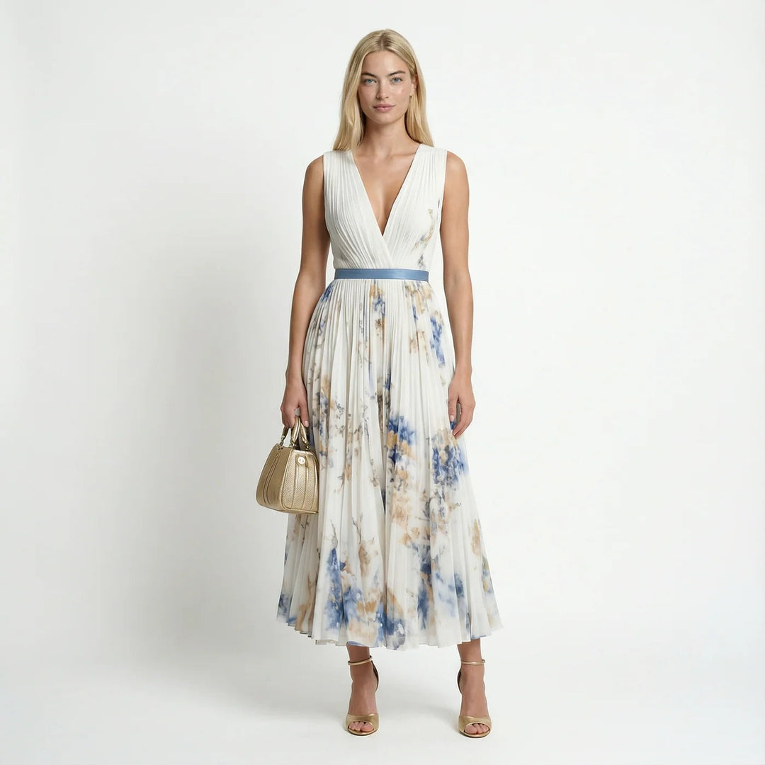 Sleeveless V-neck floral pleated maxi dress in White, front view